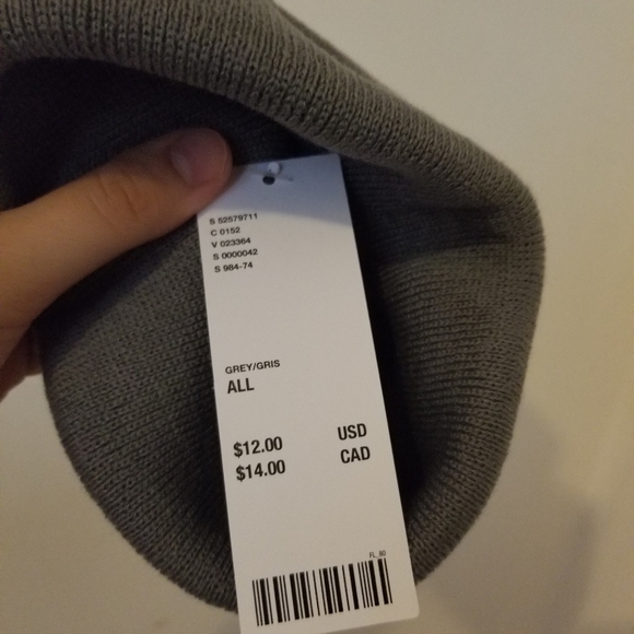 🧢 UO Knit Beanie - Picture 2 of 2